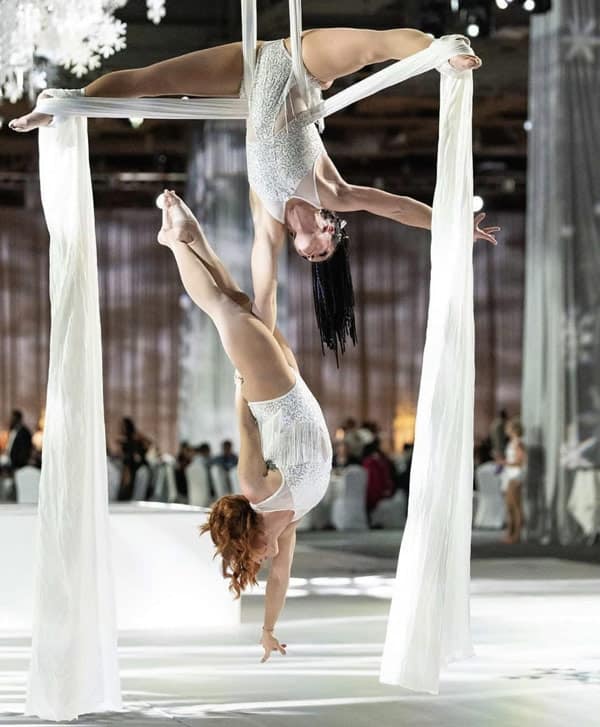 cirque orenda creates fully choreographed performances for corporate events
