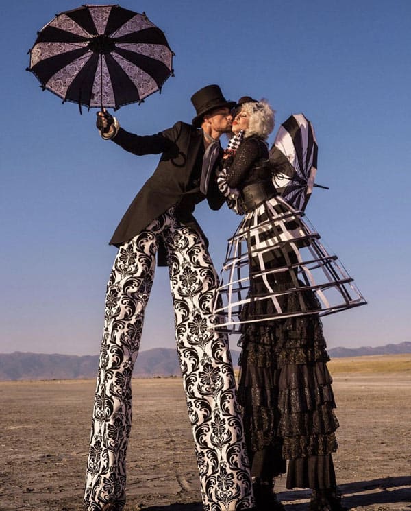 stilts_cirqueOrenda