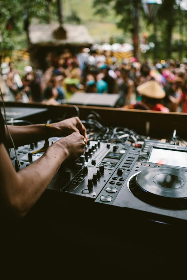 dj_cirque-orenda cirque orenda can provide live music, musical groups, and DJs for your next corporate or private event